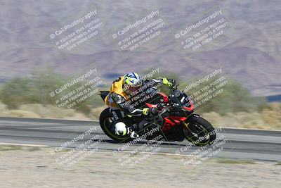 media/Nov-16-2025-Race Pace (Sun) [[8c5fa54630]]/Non Verified Riders (1st 20 Minutes)/3-Turn 3 Inside (11am)/